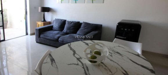 Квартира с 1 спальней в Сан-Пауль-иль-Бахар, Мальта № 2959 3