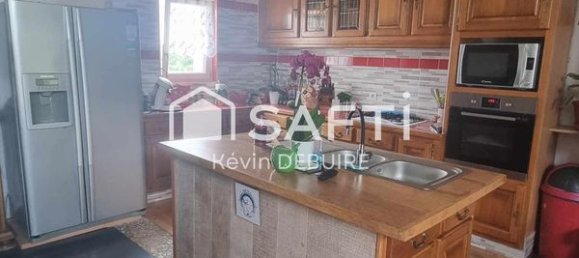 3 Schlafzimmer Haus in Saint-Georges-sur-Cher, France, Nr. 233635 4