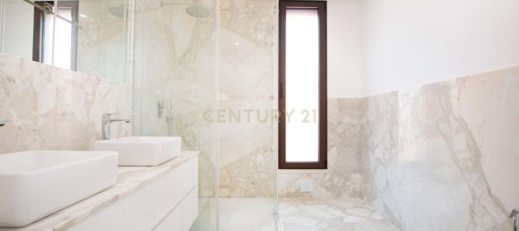 4 bedrooms Villa in Cascais, Portugal No. 170529 22