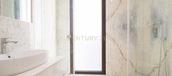 4 bedrooms Villa in Cascais, Portugal No. 170529 23