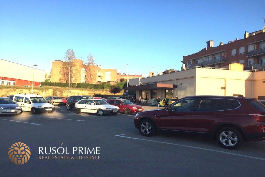 3420m² Commercial property in Barcelona, Spain No. 77