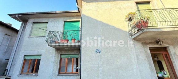 4 bedrooms Villa in Cermenate, Italy No. 170440 6