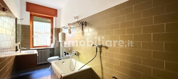 4 bedrooms Villa in Cermenate, Italy No. 170440 43
