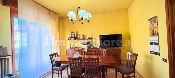 4 bedrooms Villa in Cermenate, Italy No. 170440 17