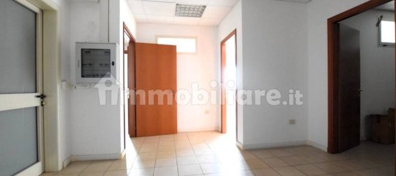 4-salle Bureau à Sassari, Italy No. 209333 11