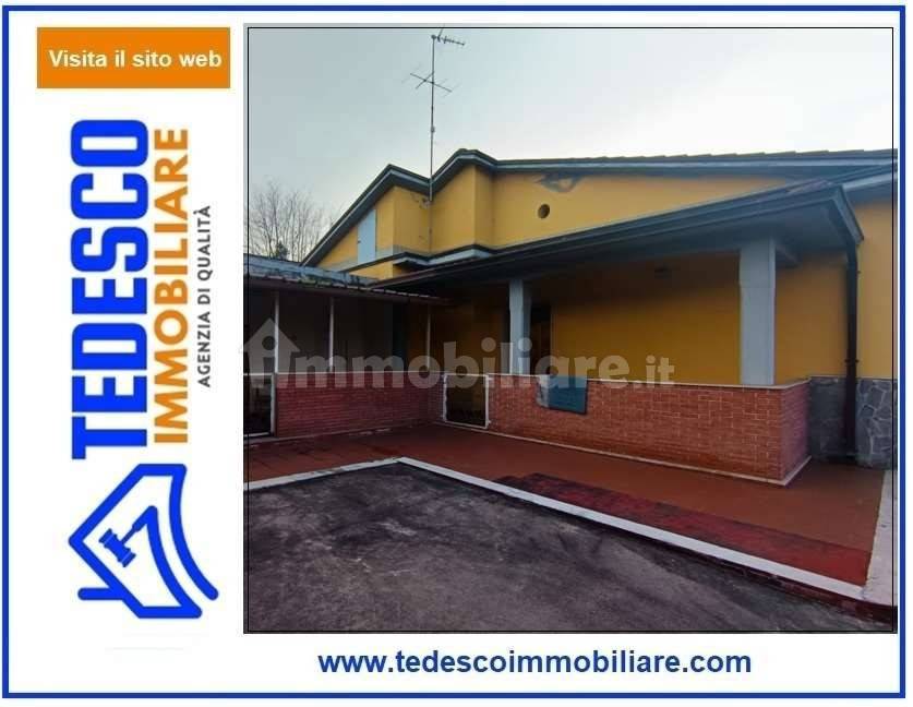 5غرفة منزل في Benevento, Italy رقم 303948