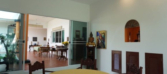 5 bedrooms House in Chiang Mai, Thailand No. 27038 11