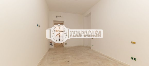 2 rooms Apartment in Rome, Italy No. 266235 16
