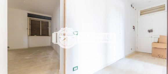 2 rooms Apartment in Rome, Italy No. 266235 20