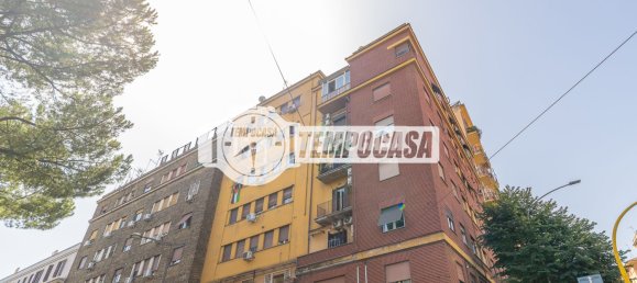 2 rooms Apartment in Rome, Italy No. 266235 28