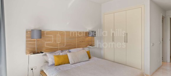 Apartamento de 2 dormitorios en Estepona, Spain No. 57326 9