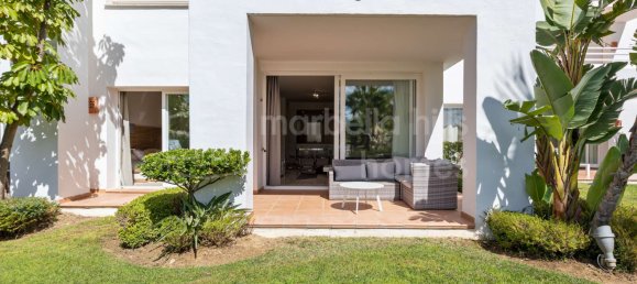 Apartamento de 2 dormitorios en Estepona, Spain No. 57326 15