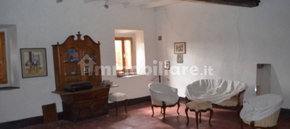 3 bedrooms Apartment in Carpineti, Italy No. 115102 10