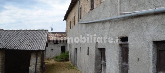 3 bedrooms Apartment in Carpineti, Italy No. 115102 2