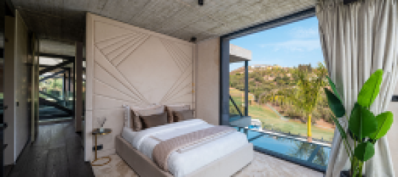 5 bedrooms Villa in Benahavis, Spain No. 10209 11