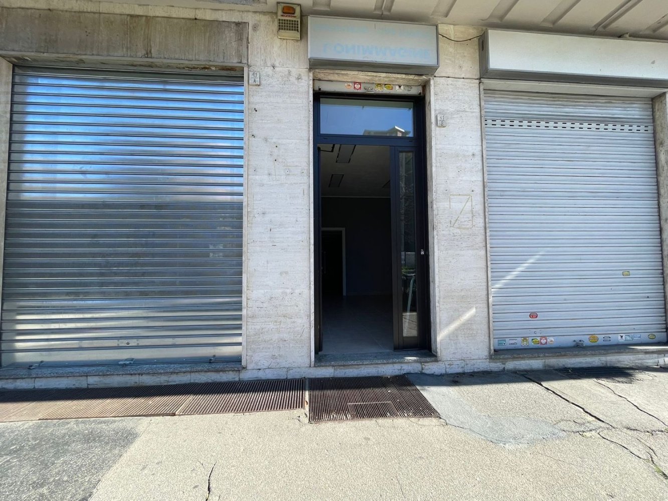 Gewerbliche Immobilie in Turin, Italy 65m², Nr. 381703