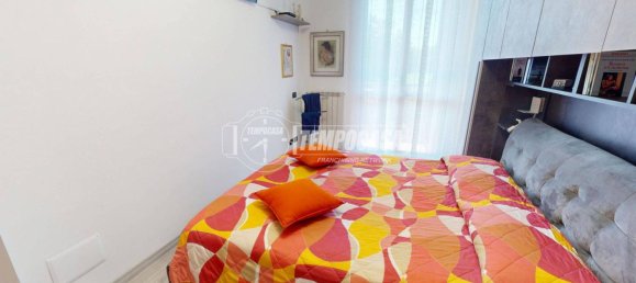 3 bedrooms House in Cadorago, Italy No. 296796 11
