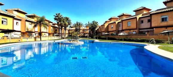 3 Schlafzimmer Stadthaus in Huelva, Spain, Nr. 153097 4