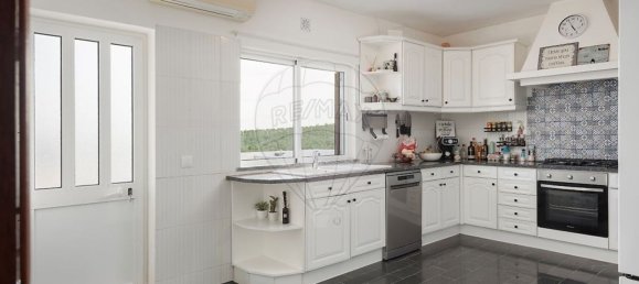 3 bedrooms House in Loule, Portugal No. 30035 9