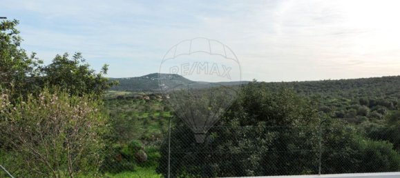 3 bedrooms House in Loule, Portugal No. 30035 37