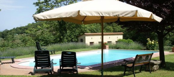 3 bedrooms House in Sarteano, Italy No. 395 6