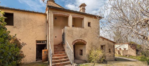 3 bedrooms House in Sarteano, Italy No. 395 5