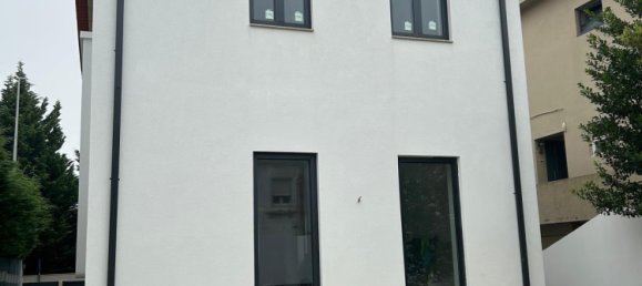 4 bedrooms Villa in Porto, Portugal No. 117687 20