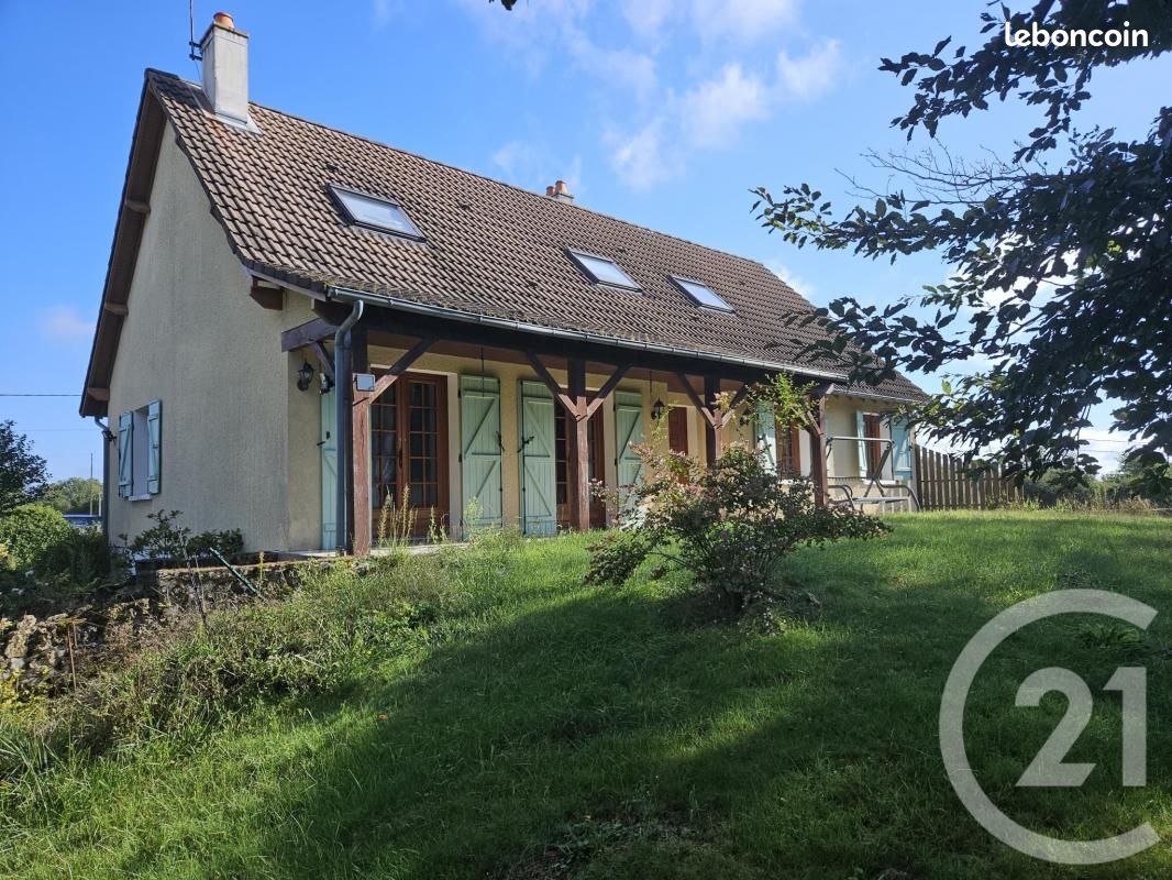 4 bedrooms House in Sancoins, France No. 243097