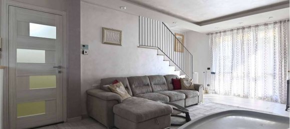 3 bedrooms House in Martinengo, Italy No. 314355 2