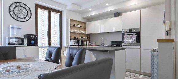 3 bedrooms House in Martinengo, Italy No. 314355 7