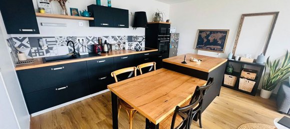 Apartamento de 2 dormitorios en Vitre, France No. 326064 2