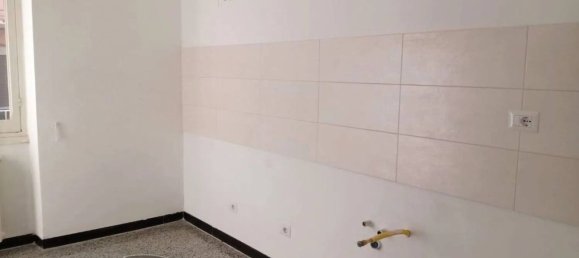 4 bedrooms Apartment in Cairo Montenotte, Italy No. 93144 4