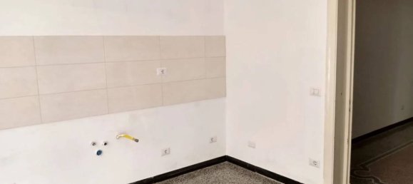 4 bedrooms Apartment in Cairo Montenotte, Italy No. 93144 7