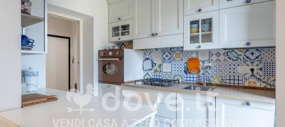 2 bedrooms Apartment in Florence, Italy No. 12751 11