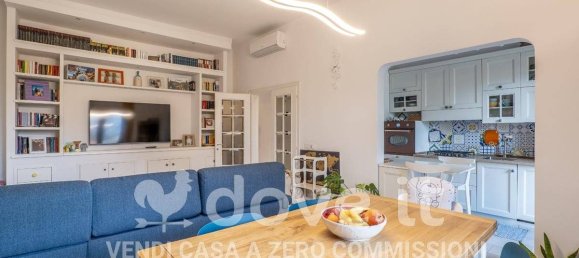 2 bedrooms Apartment in Florence, Italy No. 12751 3