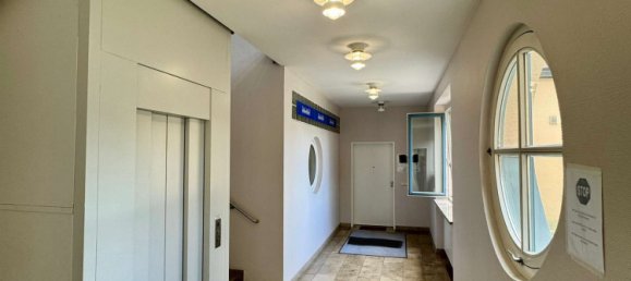 126m² Office in Dachau, Germany No. 261046 7