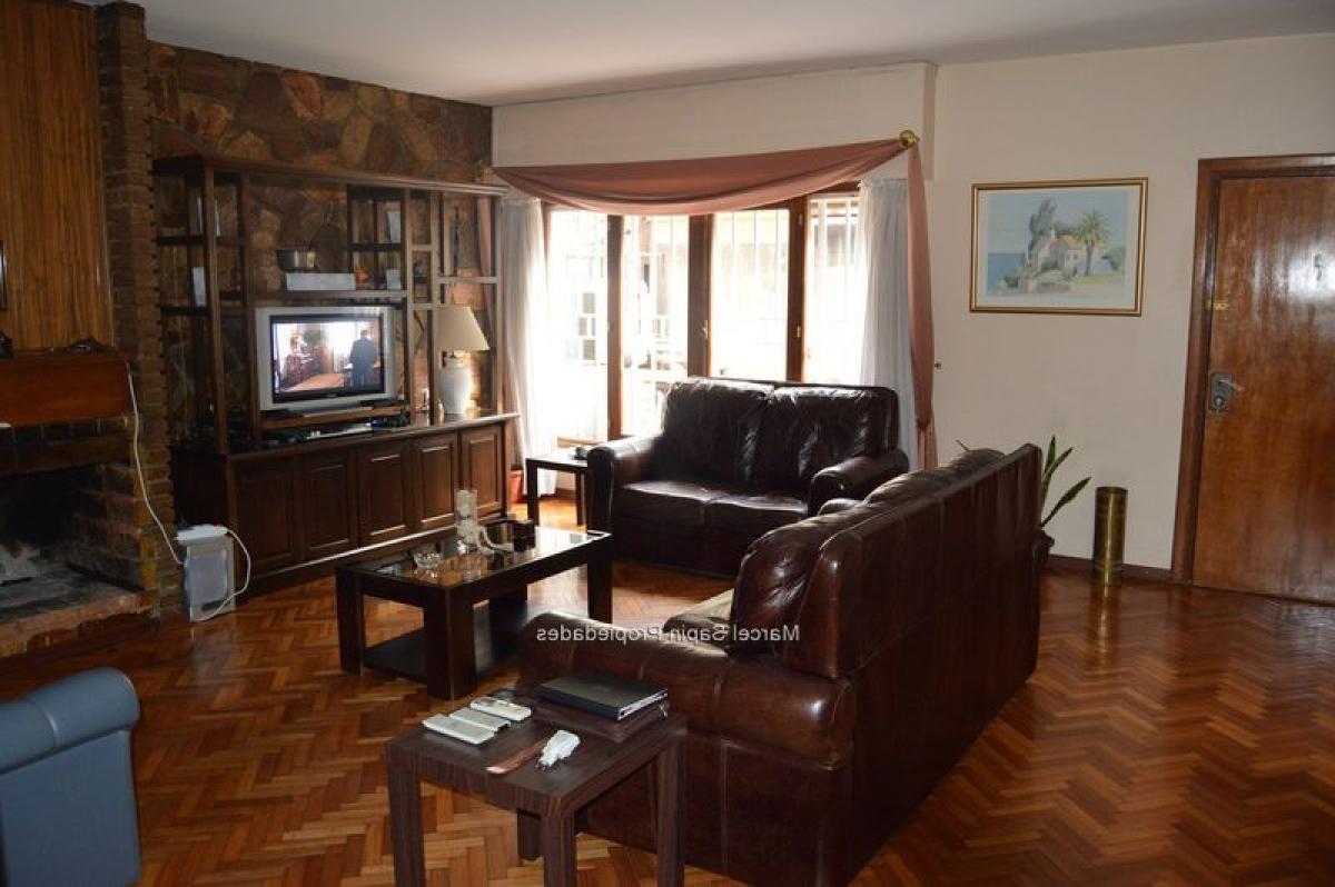 3 chambres Maison à Montevideo, Uruguay No. 2776