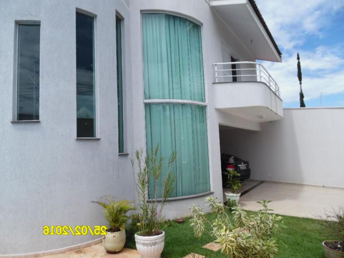 3 Schlafzimmer Haus in Sao Paulo, Brazil, Nr. 566338