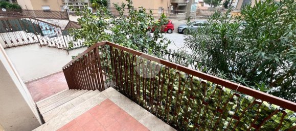 3 rooms Apartment in Palermo, Italy No. 235634 18