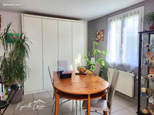 Casa de 2 dormitorios en Dole, France No. 359666