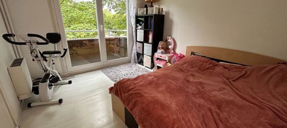 2 bedrooms Apartment in Poissy, France No. 179196 3