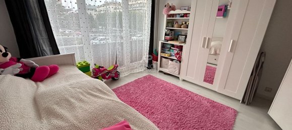 2 bedrooms Apartment in Poissy, France No. 179196 2