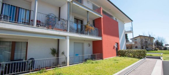 Apartamento de 3 divisões em Udine, Italy N.º 37627 2