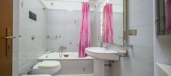 4 rooms Apartment in Messina, Italy No. 38434 17