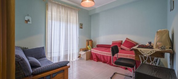 4 rooms Apartment in Messina, Italy No. 38434 37