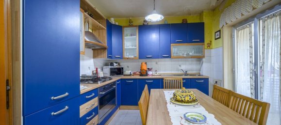 4 rooms Apartment in Messina, Italy No. 38434 28