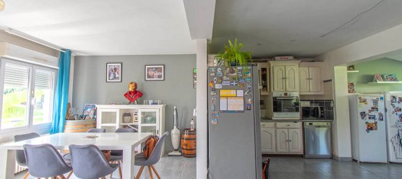 Adosado de 5 dormitorios en Vierzon, France No. 234635 2