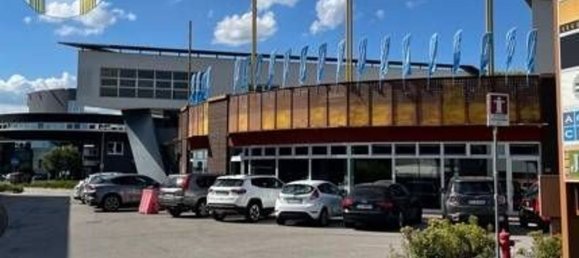 2 rooms Commercial property in Villorba, Italy No. 171412 6