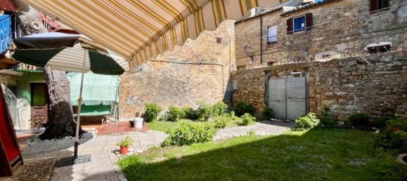 Apartamento de 4 dormitorios en Acquaviva Picena, Italy No. 333348 4