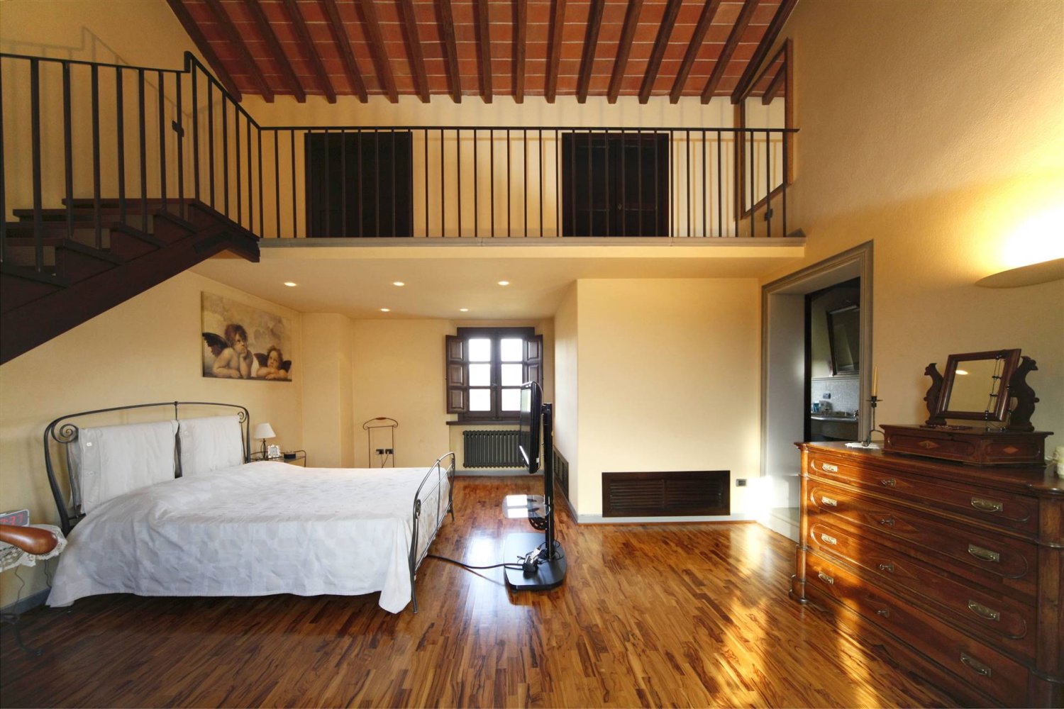 4 bedrooms Villa in Monsummano Terme, Italy No. 46991